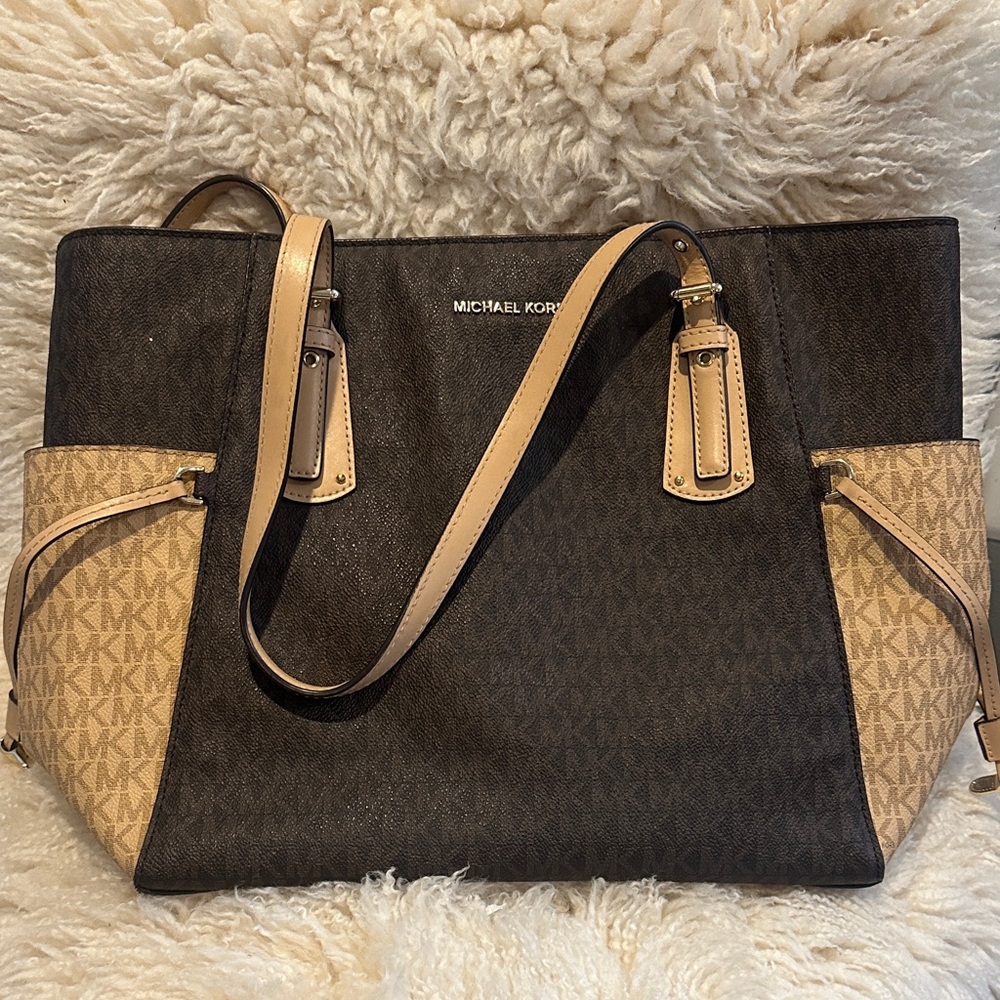 Michael Kors Black and Tan Tote Bag